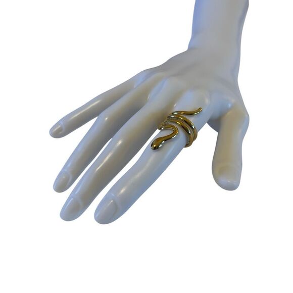 Yellow Gold Tone Serpentine Open Ring. - Picture 6 of 6